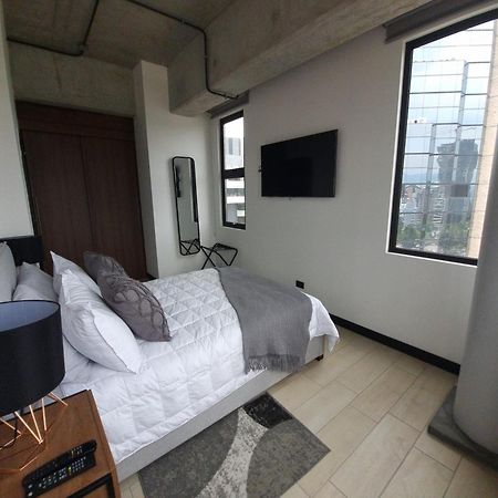 Apartamento 2 Habitaciones, Edificio Eon, Zona 10, Turin Guatemalaváros Kültér fotó